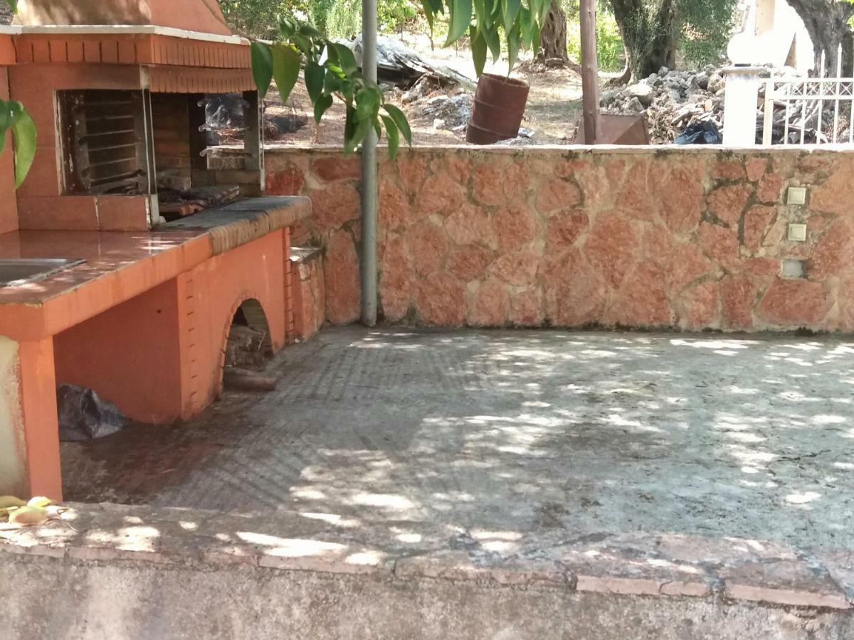 Areti'S Apartment อายีโอส เยออร์ยิโอส ปากอน ภายนอก รูปภาพ